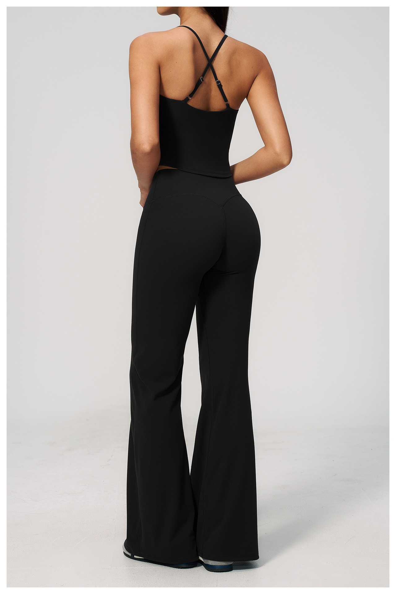 European and American yoga suit high elastic tight horn long yoga pants Pilates training yoga suit detail