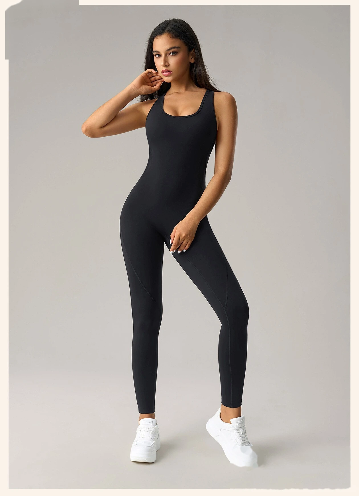 Women’s Custom Fake Two-Piece Camisole Yoga Jumpsuit Sexy Backless Butt Lifting Fitness Bodysuit detail