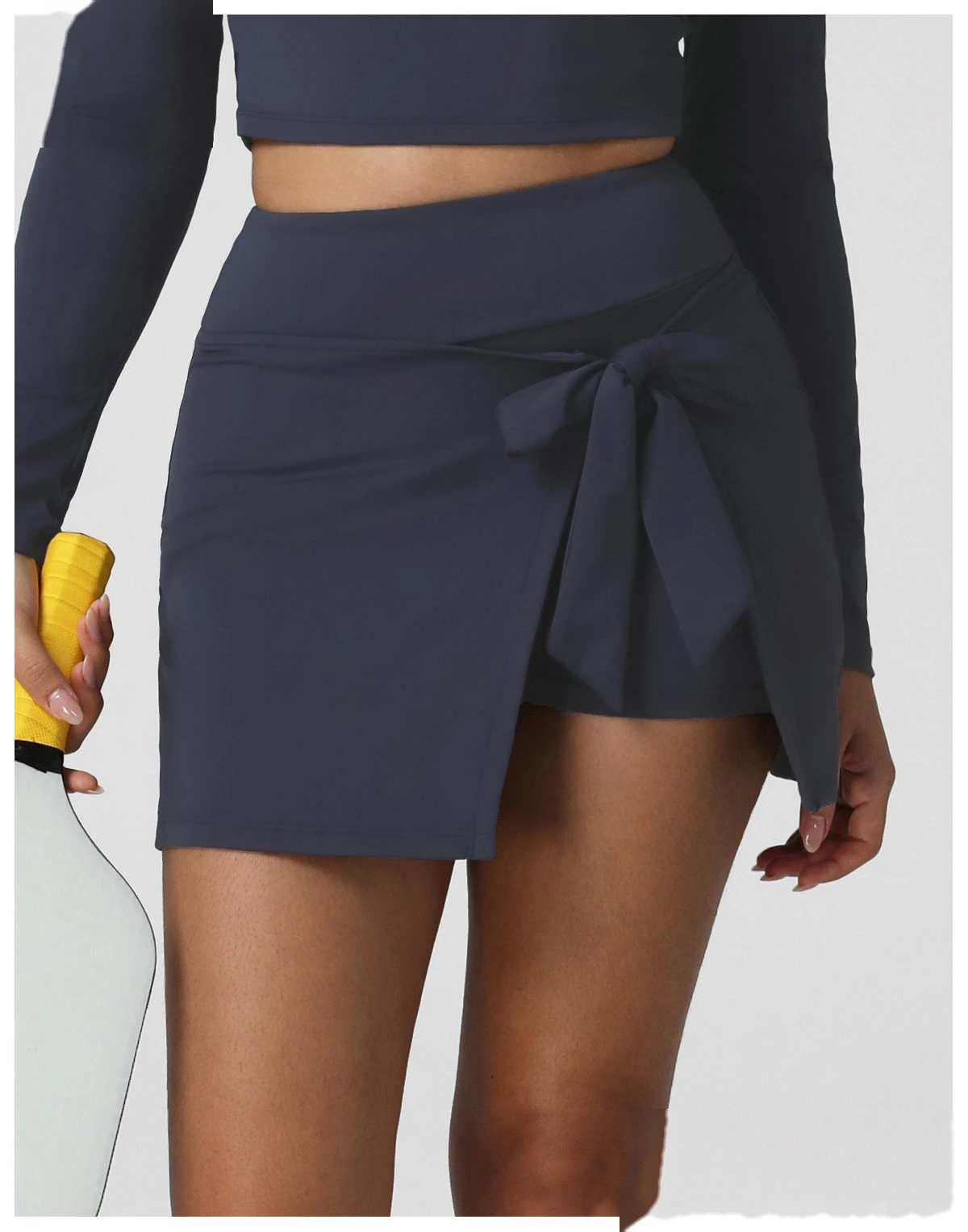 Custom yoga sports jacket backless sexy slim long sleeve female dance training fitness suit with pad. detail