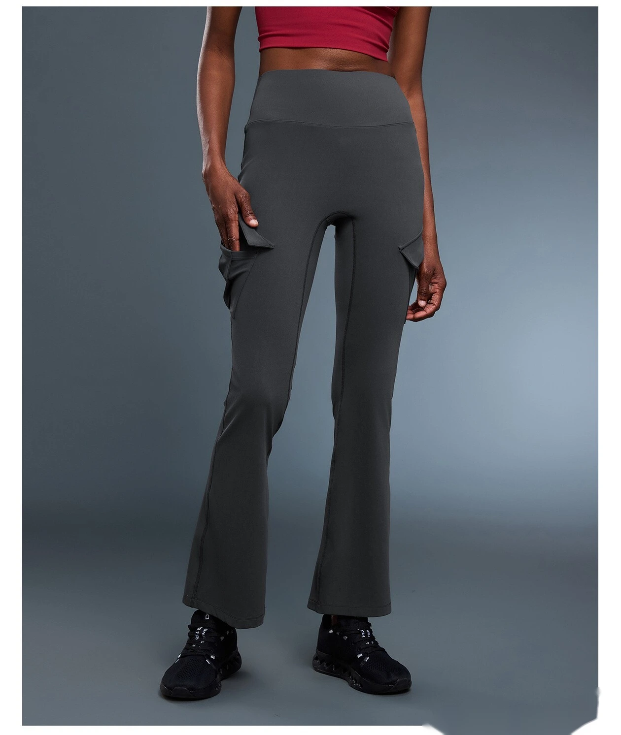 Customized tight-fitting elastic hip lifting tooling pocket bell pants high waist abdomen yoga pants detail