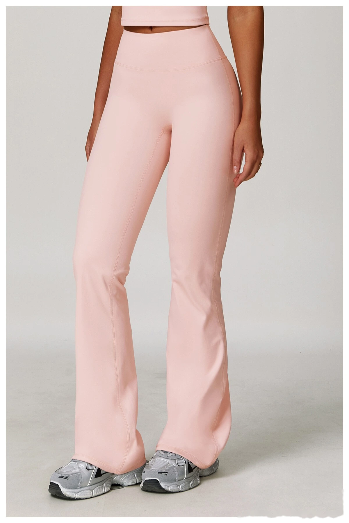 Custom-made ladies' comfortable, high-elastic, abdomen-lifting, hip-lifting, yoga pants and dance pants detail