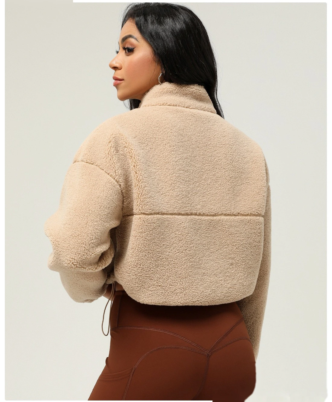 Custom lambswool sports and leisure coat thick plush short coat in autumn and winter outdoor running coat detail