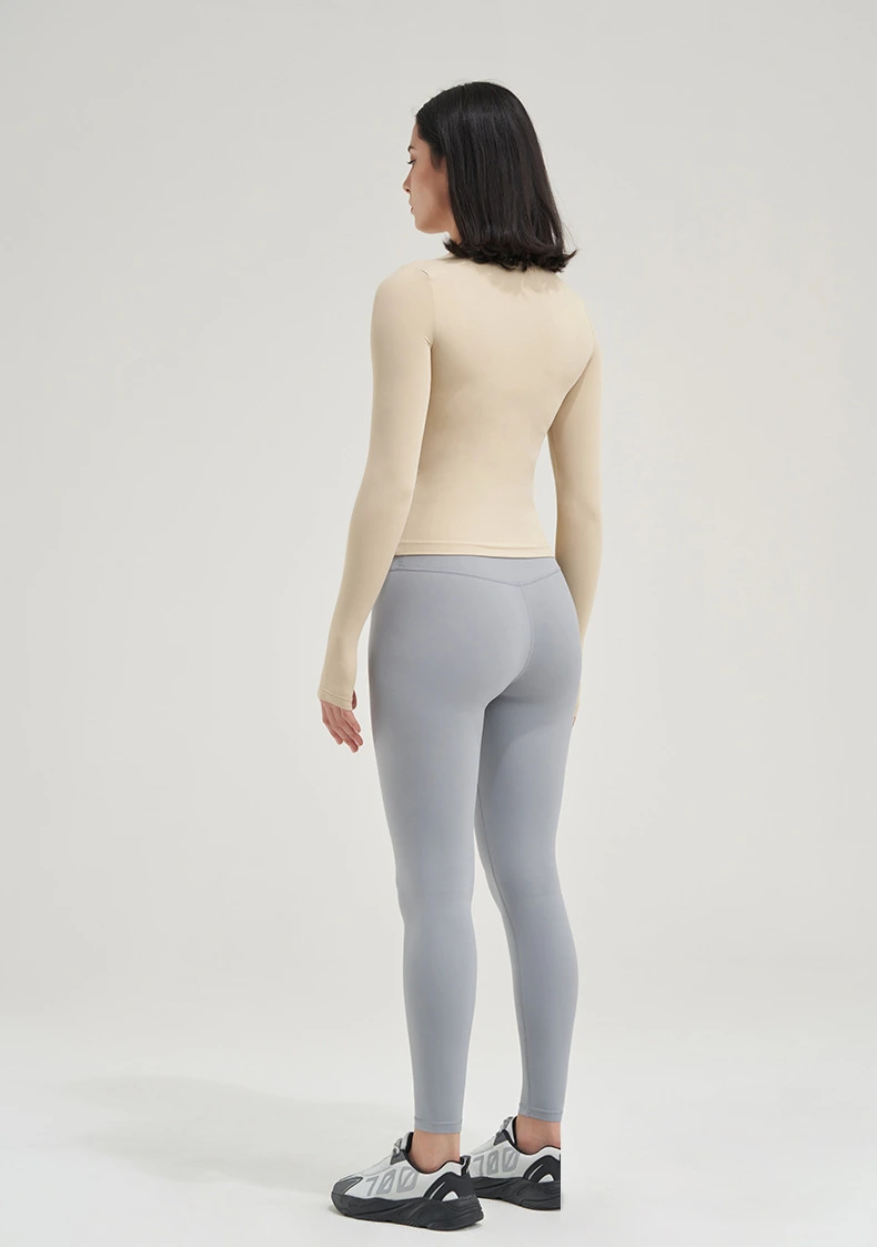 Customized yoga clothes women's running training quick-drying long-sleeved tops new fitness clothes detail