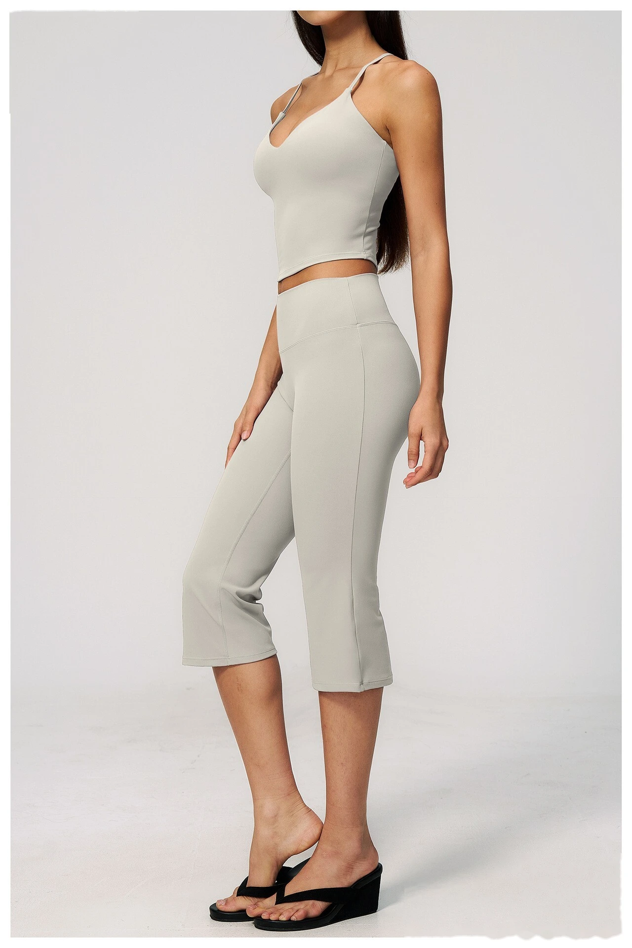 Yoga pants with creamy feeling, high waist, hips and abdomen, fitness exercise, cropped pants/yoga suit detail