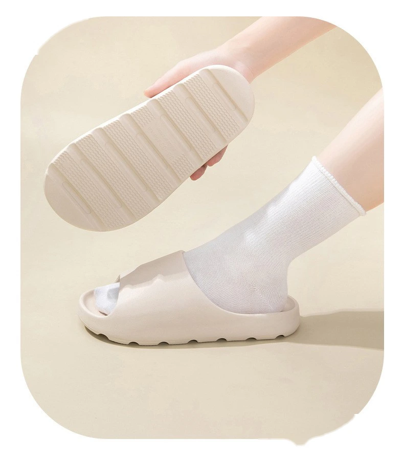 Custom explosions for men and women lovers sandals and slippers non-slip platform slippers. detail
