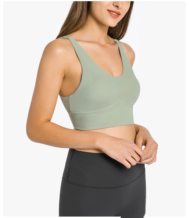 Womens sports bras V neck criss cross strappy gym workout bra detail