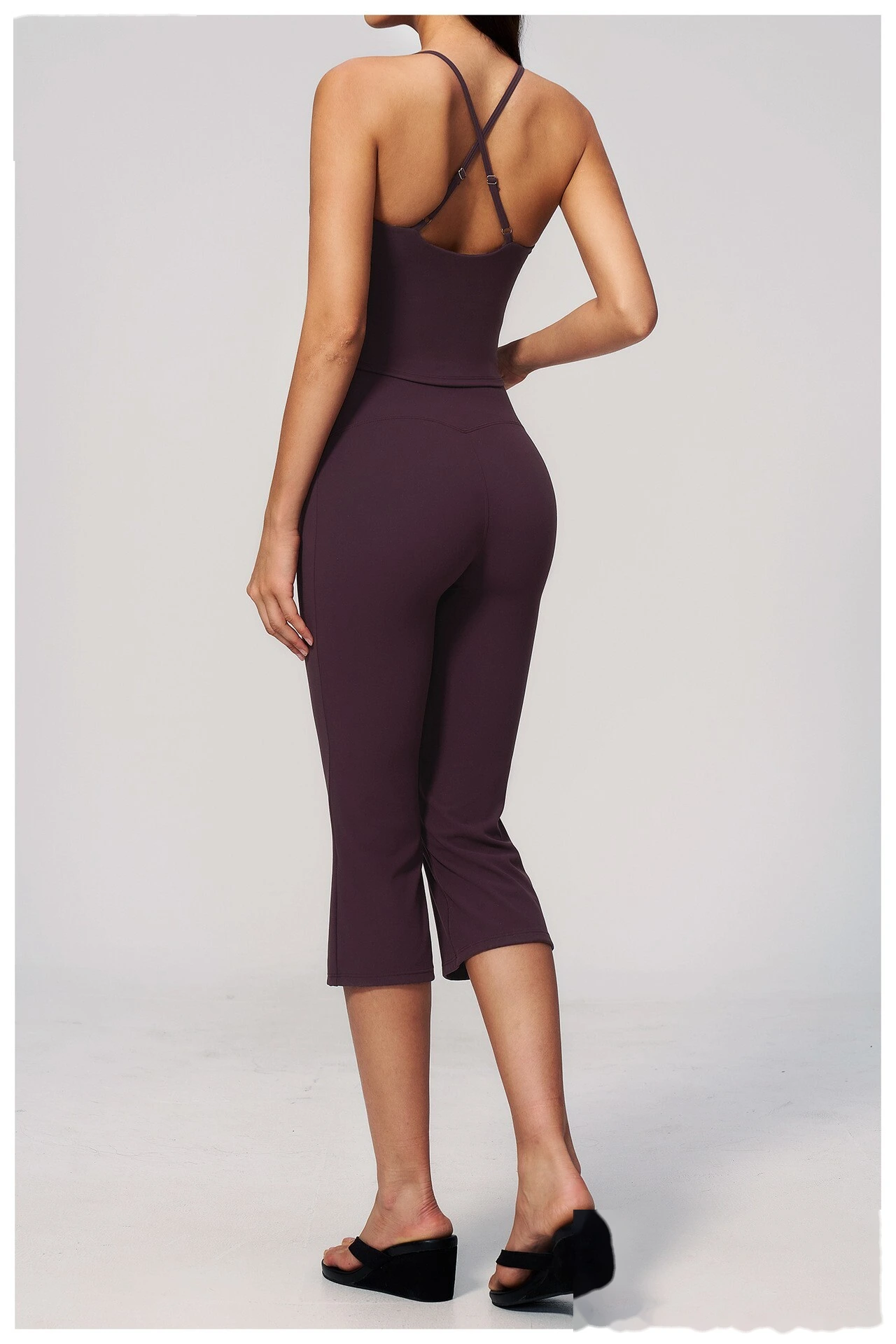 Yoga pants with creamy feeling, high waist, hips and abdomen, fitness exercise, cropped pants/yoga suit detail