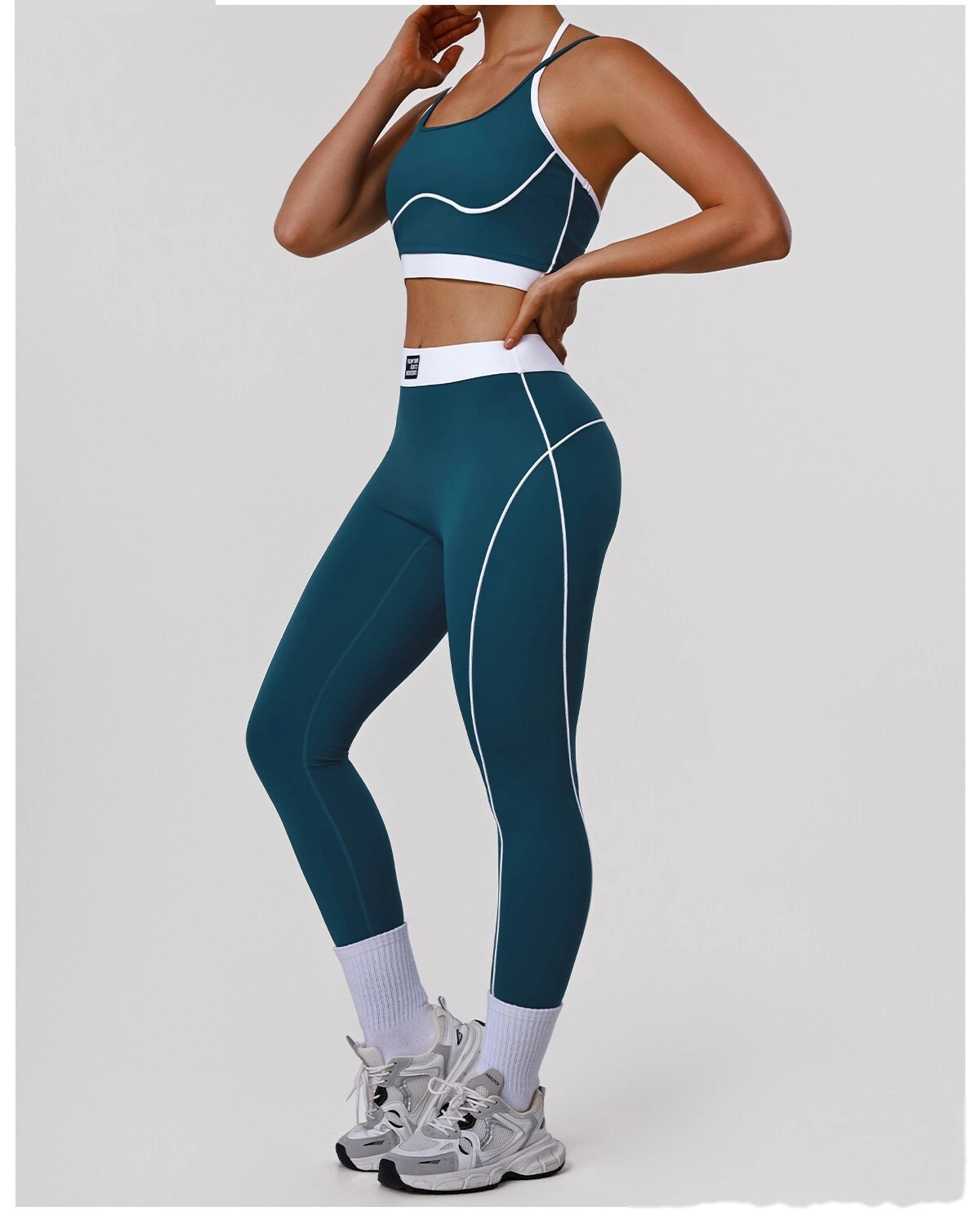 Bulk Custom Color Block Fitness Bra - Thin-Strap Shockproof Padded Yoga Tank for Gym Running Workouts detail