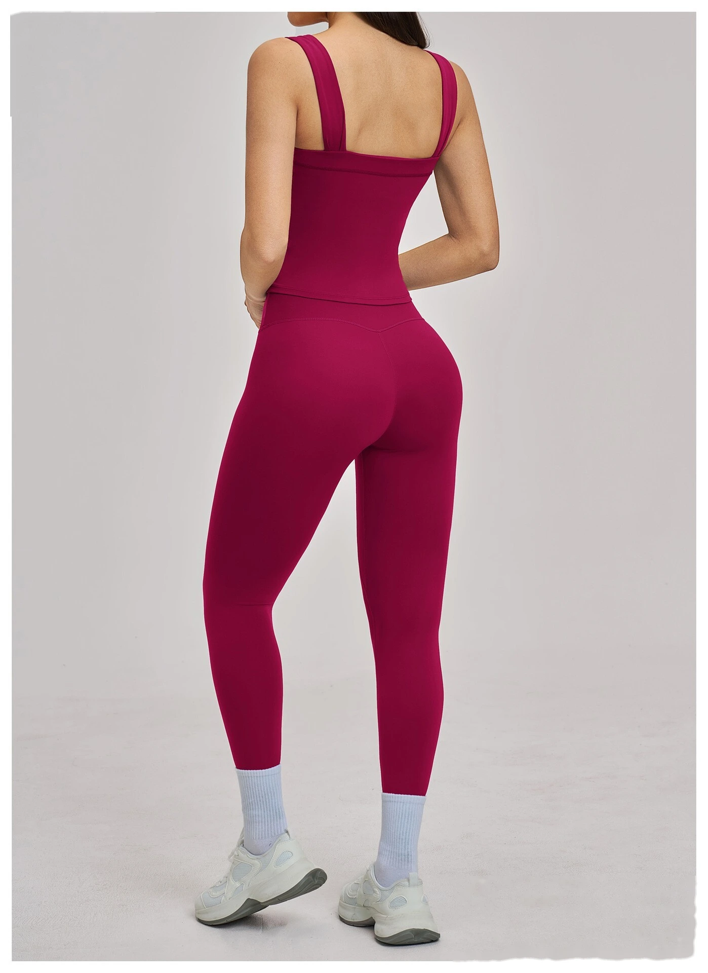 Women’s High Elastic Square Neck Yoga Outfit Beauty Back Sports Vest with Yoga Leggings Fitness Set detail