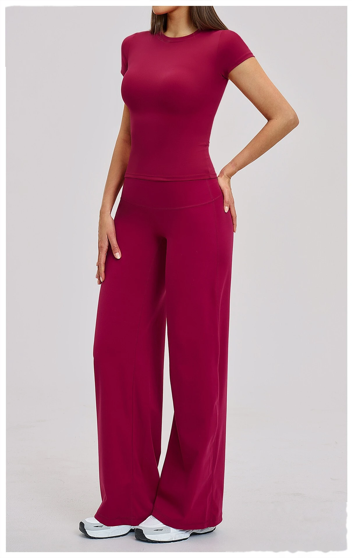 Custom Women's Yoga Set - High-Waisted Tight High-Stretch Leggings & Top for Outdoor Running Fitness detail