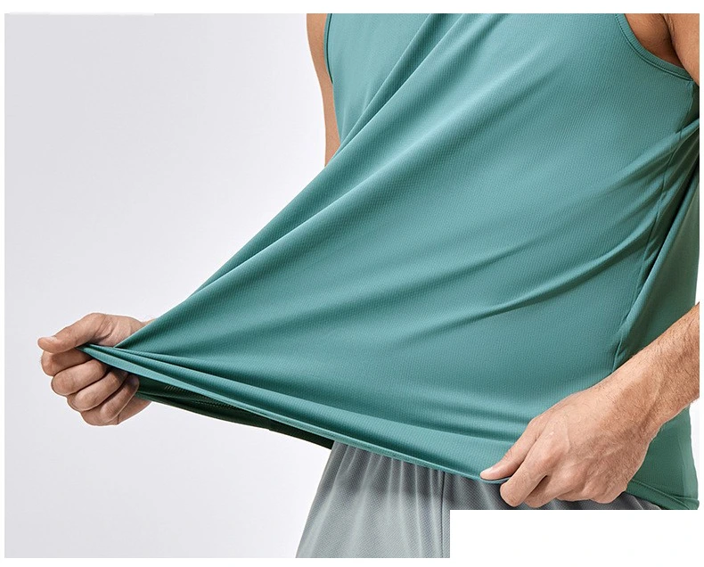 Customized men's breathable and comfortable high-elastic sports fitness vest detail