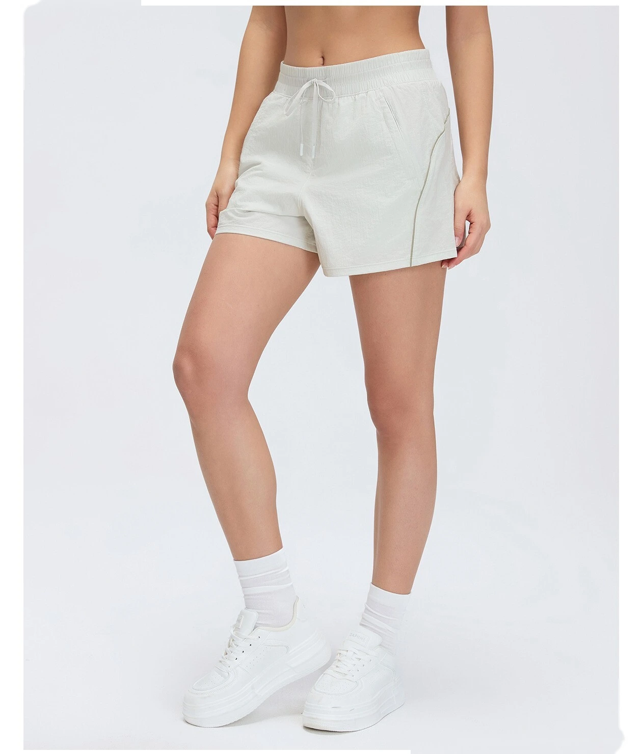 Women's High Waisted Quick Dry 3-Inch Sports Shorts Summer Breathable Running Yoga Gym Outdoor Training Custom Shorts detail