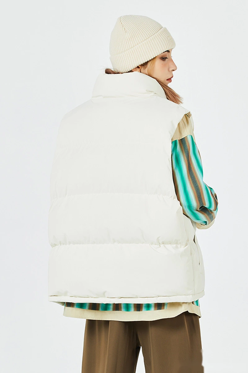 Customized fashion waterproof and warm cotton-padded jacket down jacket vest for men and women detail