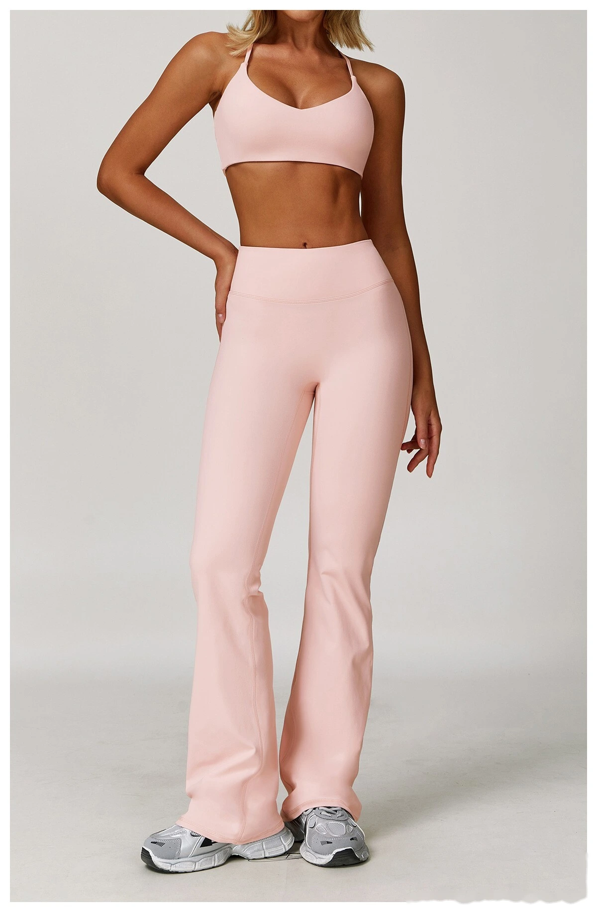 Custom-made ladies' comfortable, high-elastic, abdomen-lifting, hip-lifting, yoga pants and dance pants detail