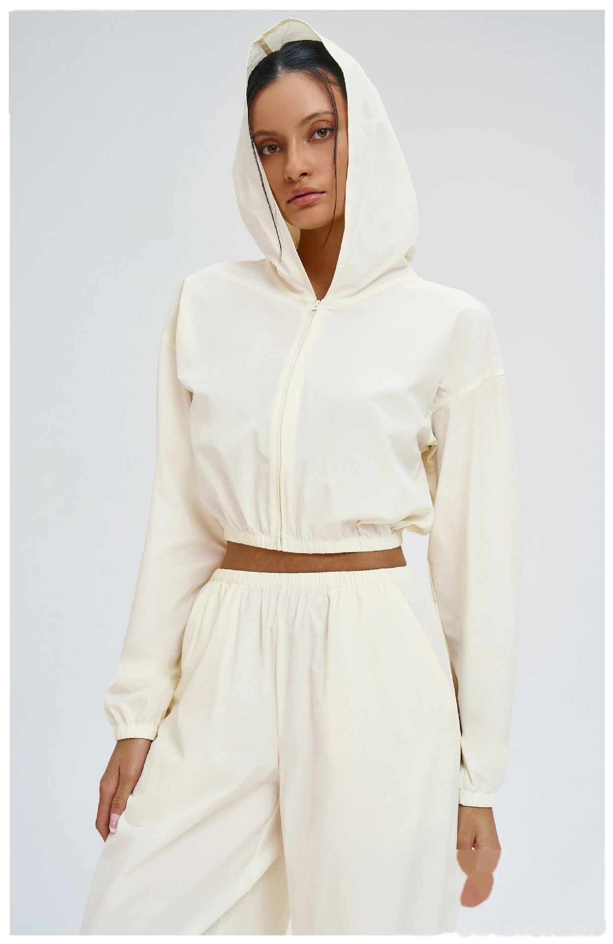 Custom Sun Protection Sports Jacket - Full-Zip Windproof Hooded Coat for Cycling & Hiking detail