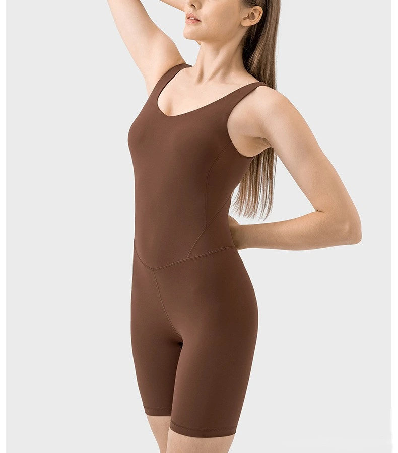 Double 6-shaped jumpsuit for women's abdomen and hip lifting yoga Pilates jumpsuit detail