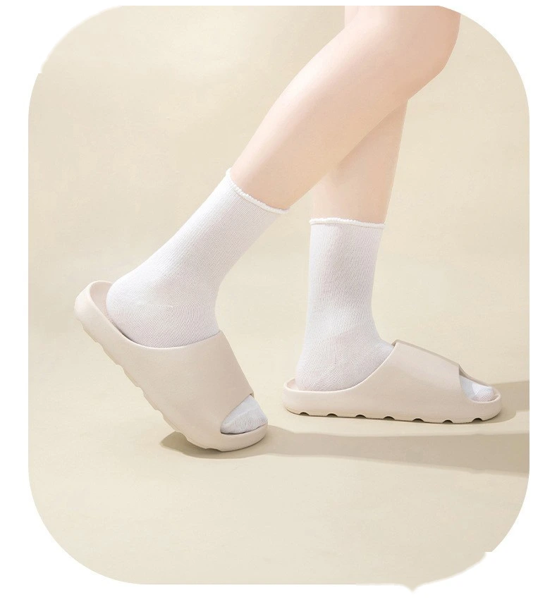 Custom explosions for men and women lovers sandals and slippers non-slip platform slippers. detail