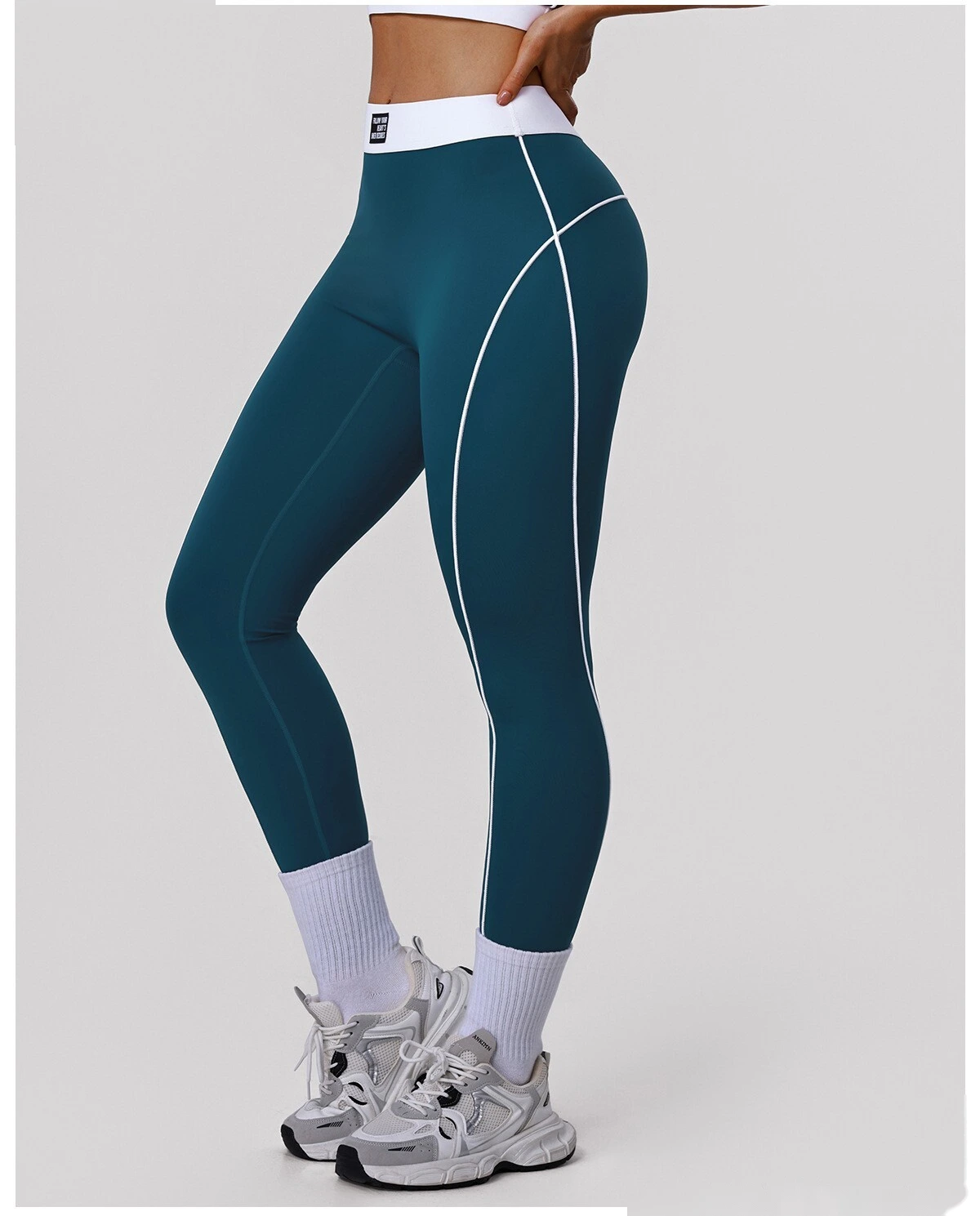 Custom Color Block Yoga Set - Women's High-Waisted Tummy Control T-Line Free Leggings & Sports Bra for Outdoor Running detail