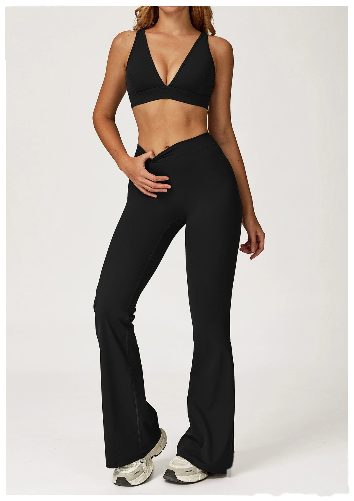 Customized European and American sports pants, high waist, tight body, wide legs and slim trumpet fitness pants. detail
