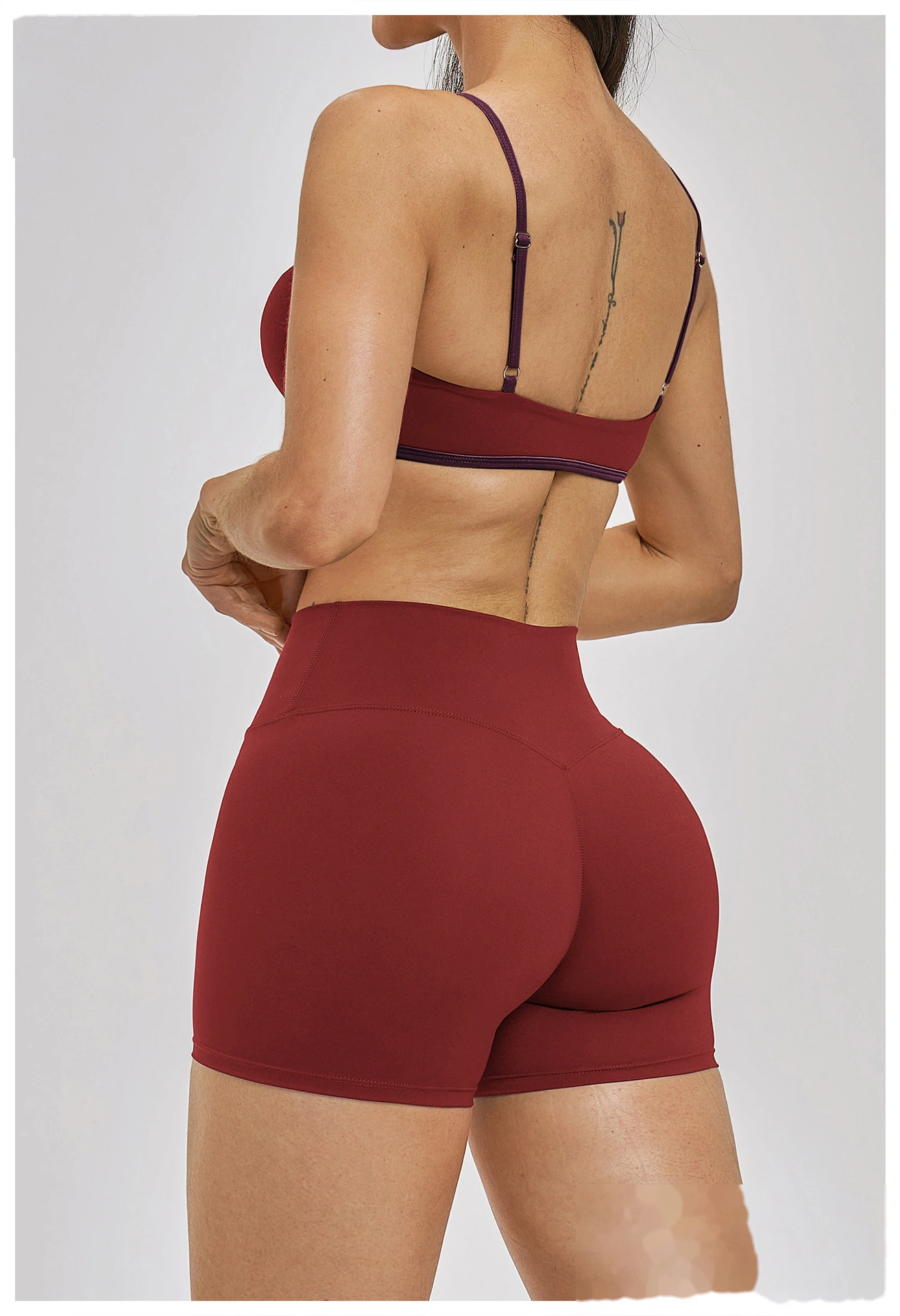 Custom Women’s Thin Shoulder Strap Beauty Back Sports Bra Fake Two Piece Tennis Skort Yoga Fitness Set detail