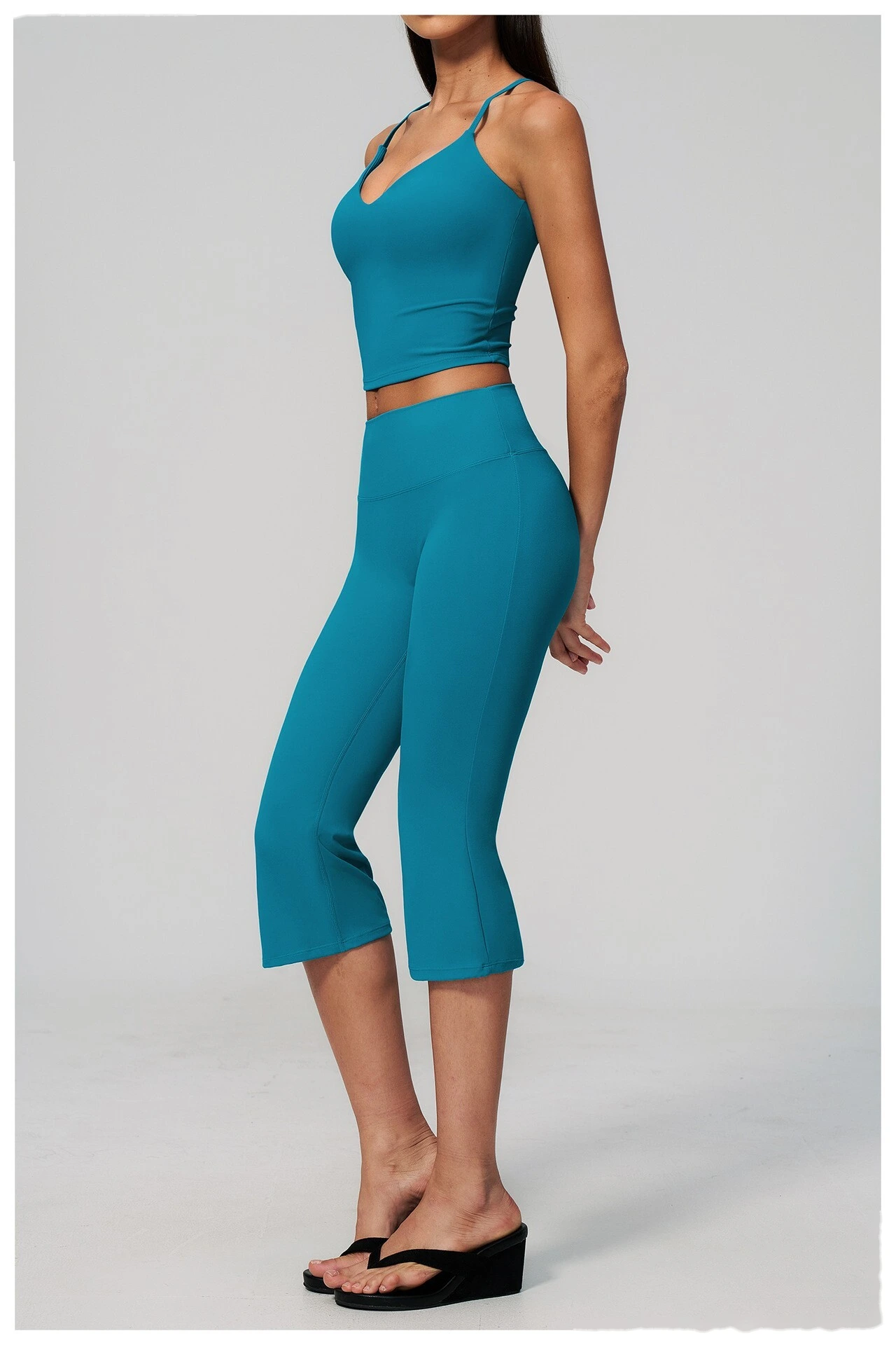 Yoga pants with creamy feeling, high waist, hips and abdomen, fitness exercise, cropped pants/yoga suit detail
