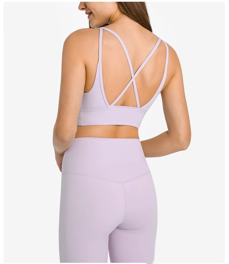 Womens sports bras V neck criss cross strappy gym workout bra detail