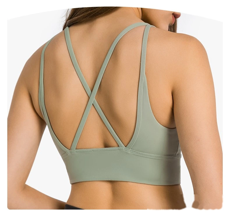 Womens sports bras V neck criss cross strappy gym workout bra detail