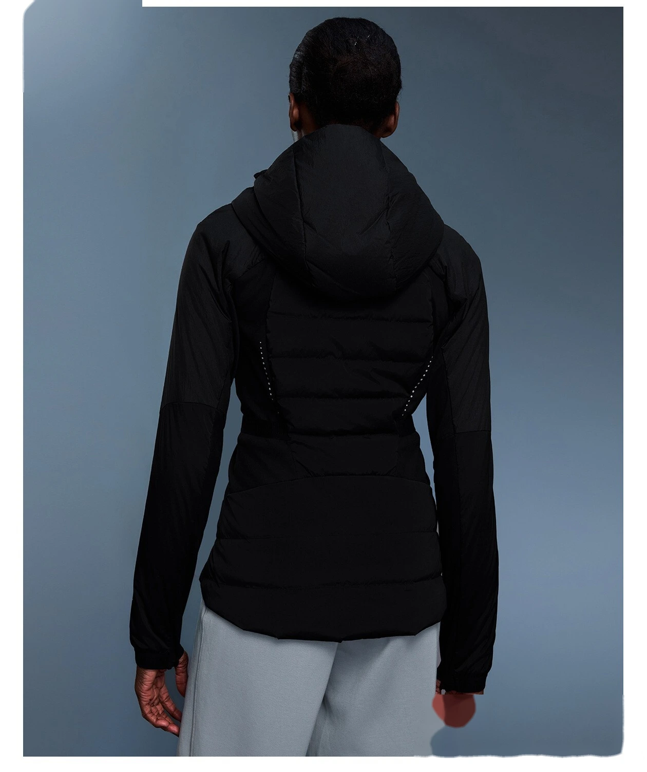 Custom Women's Lightweight White Duck Down Sports Jacket - Slim-Fit, Warm Running Puffer Coat detail