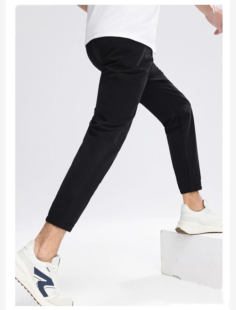 Outdoor sports, leisure, water splashing, hiking and mountaineering pants, leisure quick-drying leg-binding pants detail
