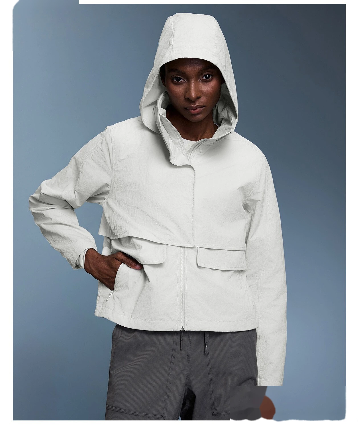 Customized outdoor waterproof sports windbreaker women's hooded casual jacket coat in autumn. detail