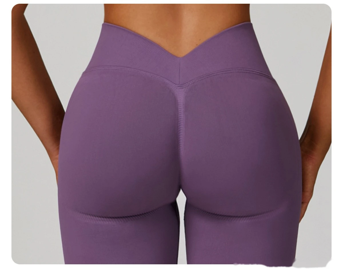 Customized seamless yoga pants V-shaped tight-fitting running quick-drying fitness pants detail