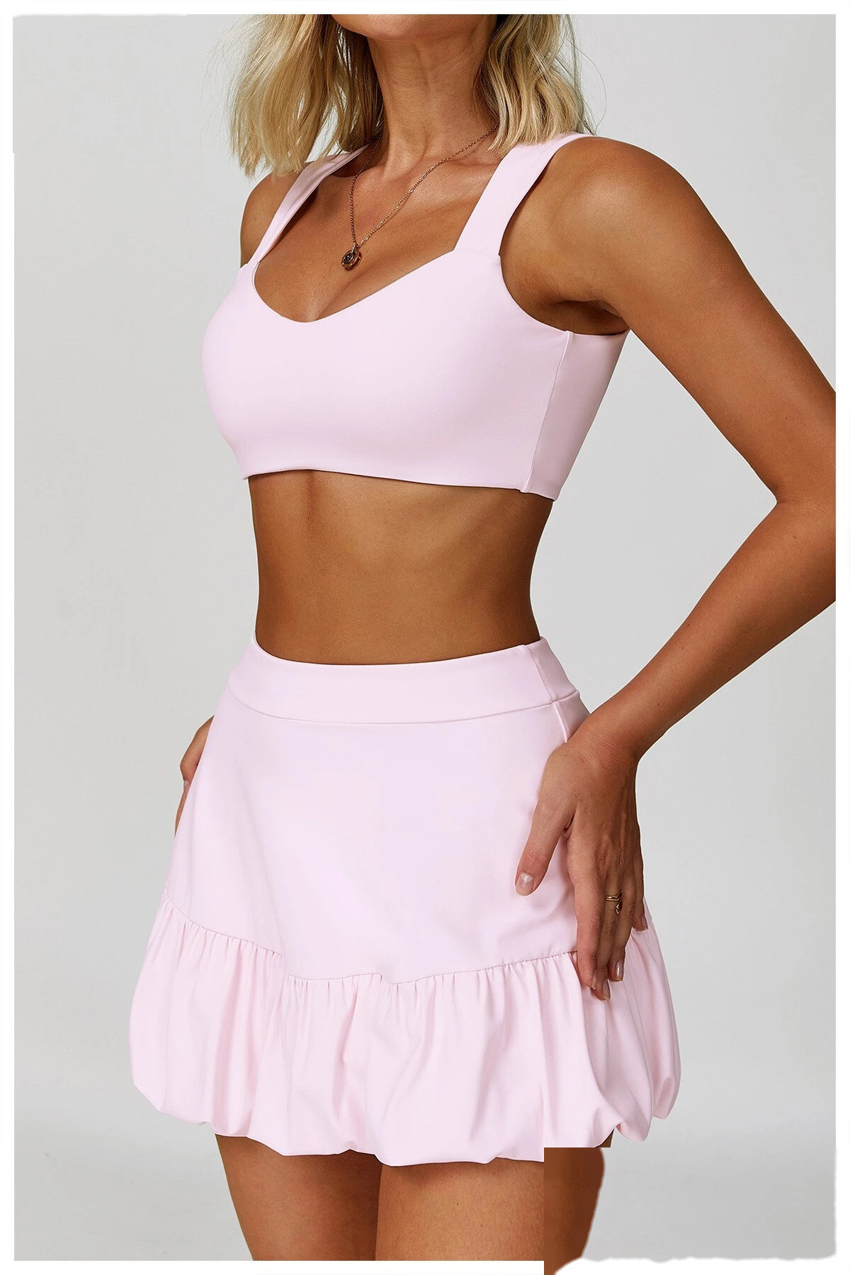 Customized soft yoga bra women's fitness running shoulder strap underwear hollow back sports bra detail