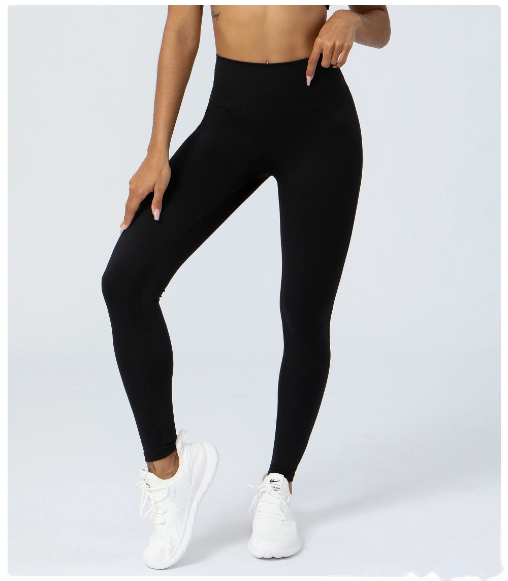 Custom nude yoga T-free embarrassing line fitness pants sports hip pants detail