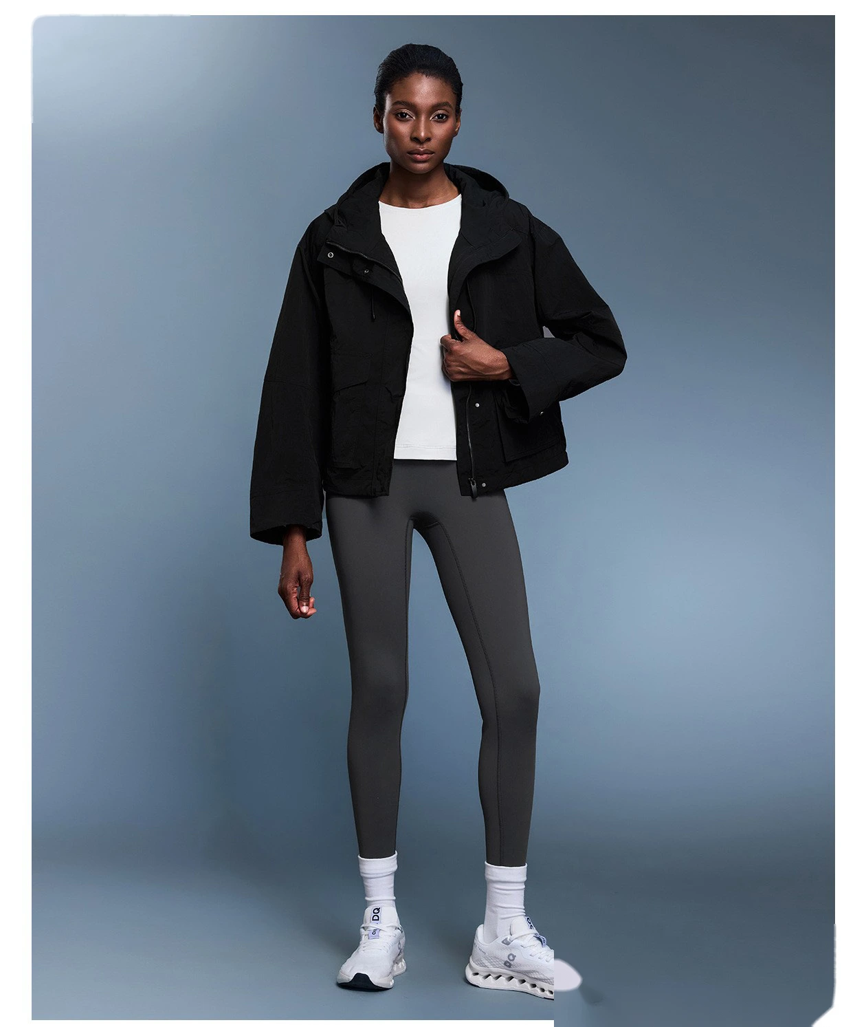 Customized light outdoor waterproof hooded jacket casual windbreaker jacket female autumn. detail