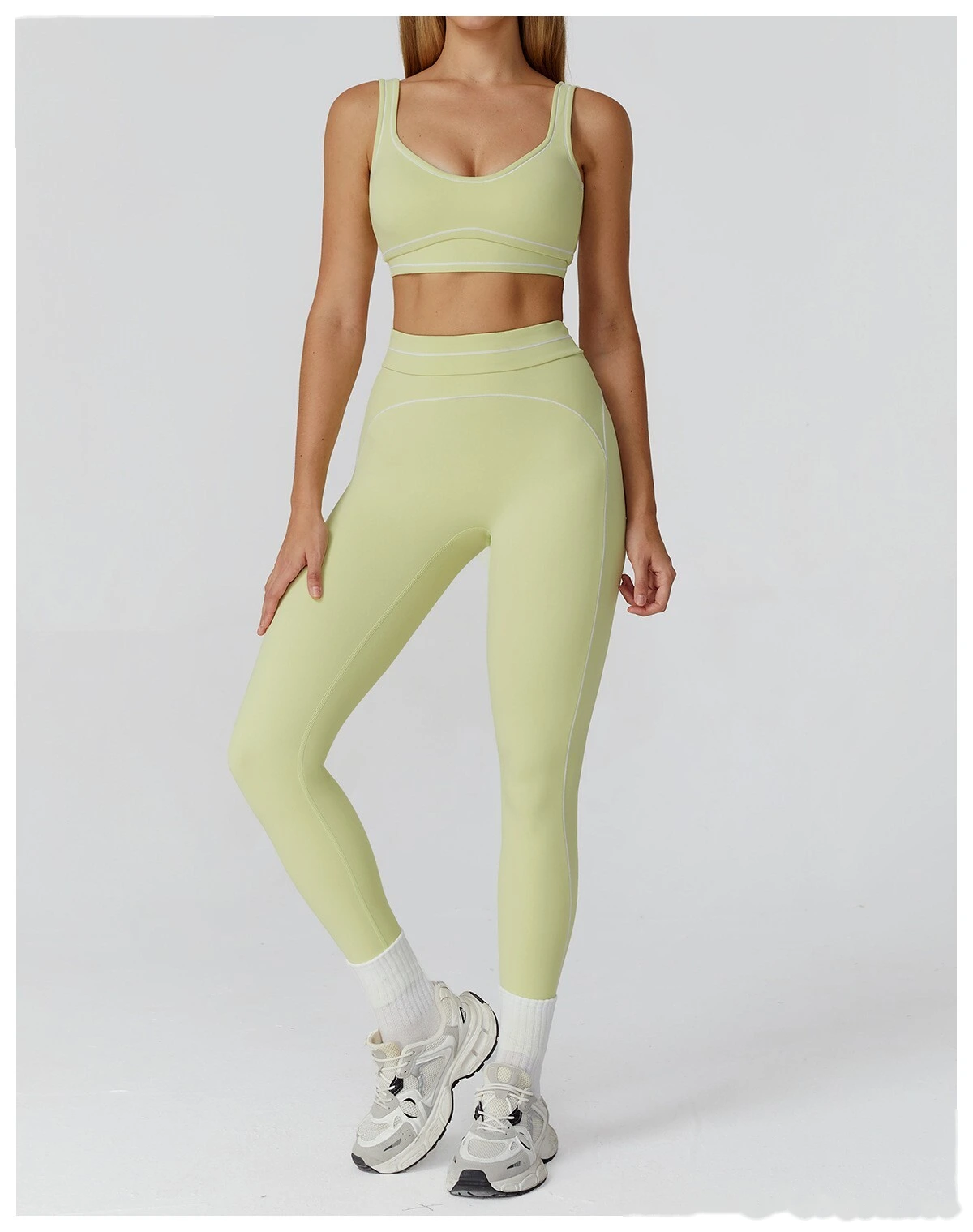 Customized contrast sanding yoga bra U-back sports bra running fitness yoga clothes detail