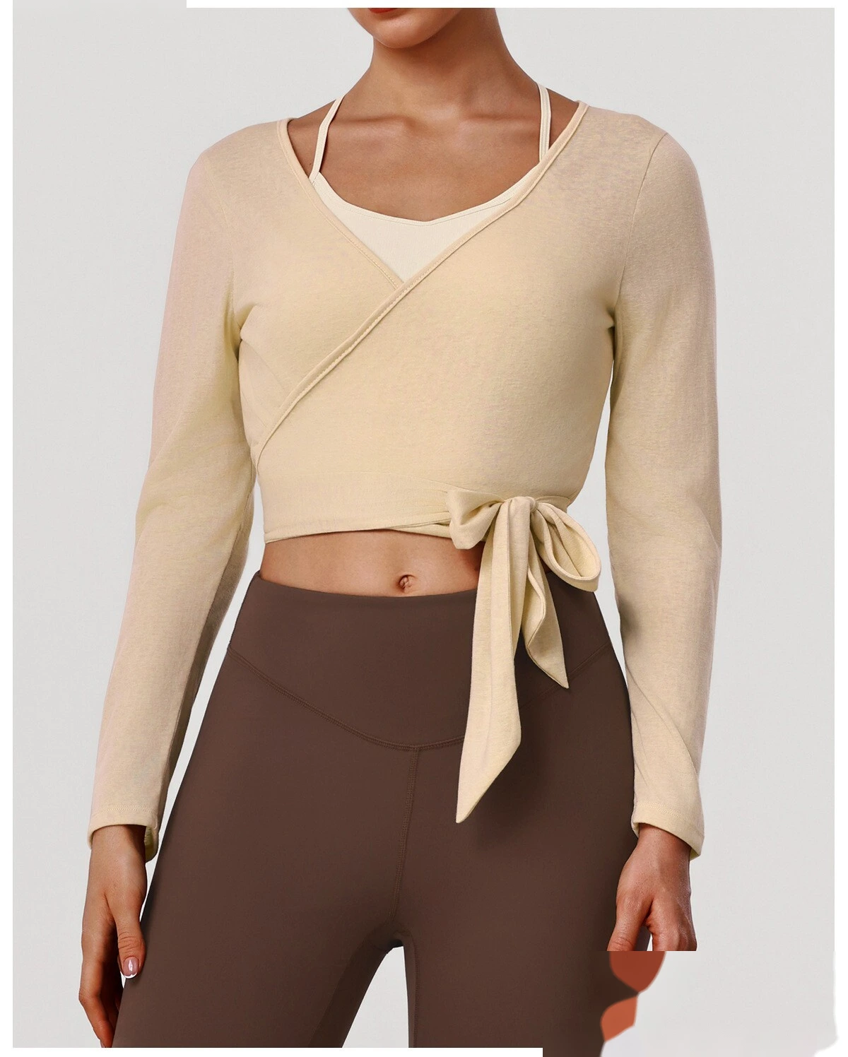 Custom Spring-Summer Yoga Two-Piece Set - Slim Long Sleeve Cover Up & Padded Camisole for Dance Training detail