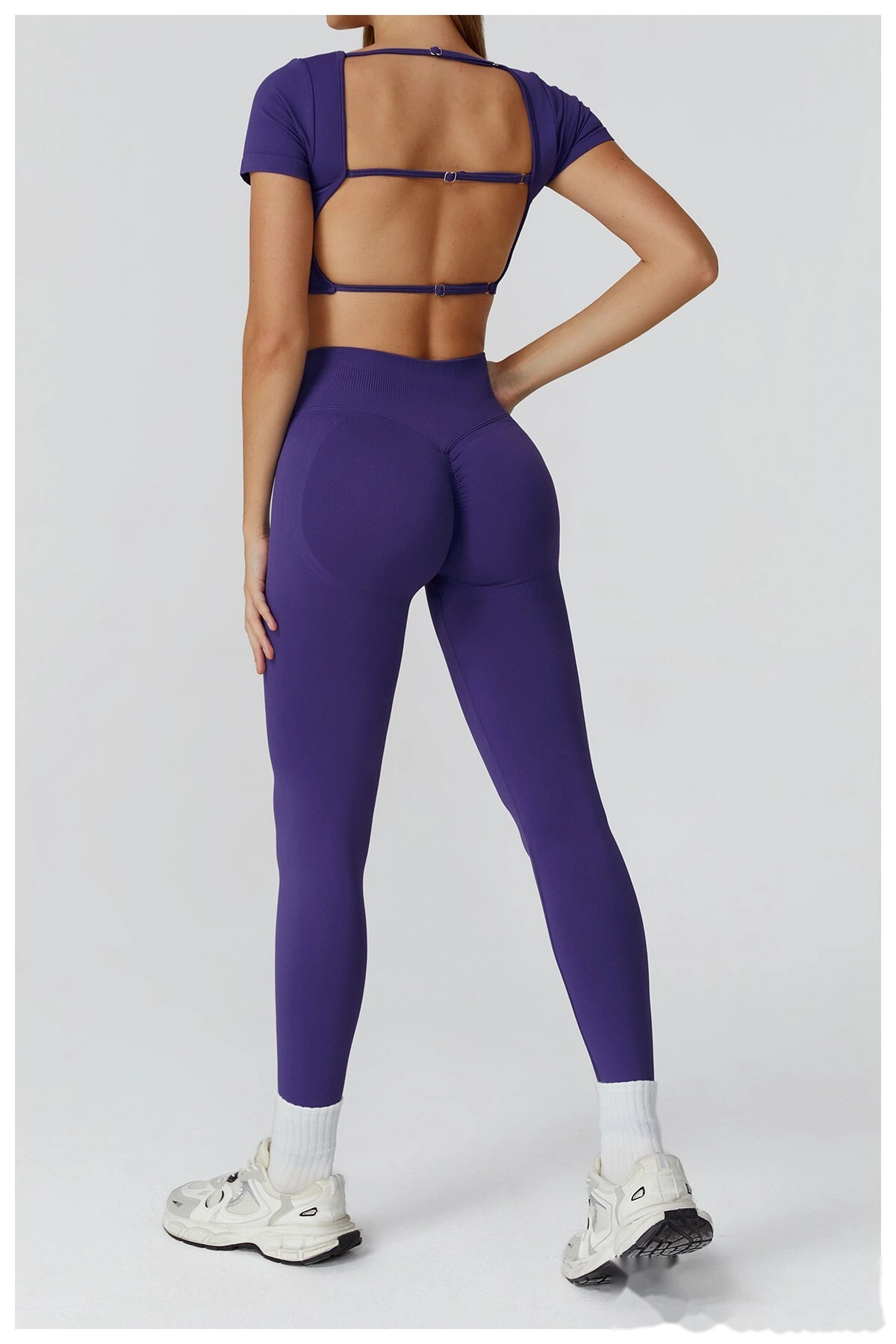 Customized seamless yoga clothes women's hollow back slim short-sleeved sports tops detail
