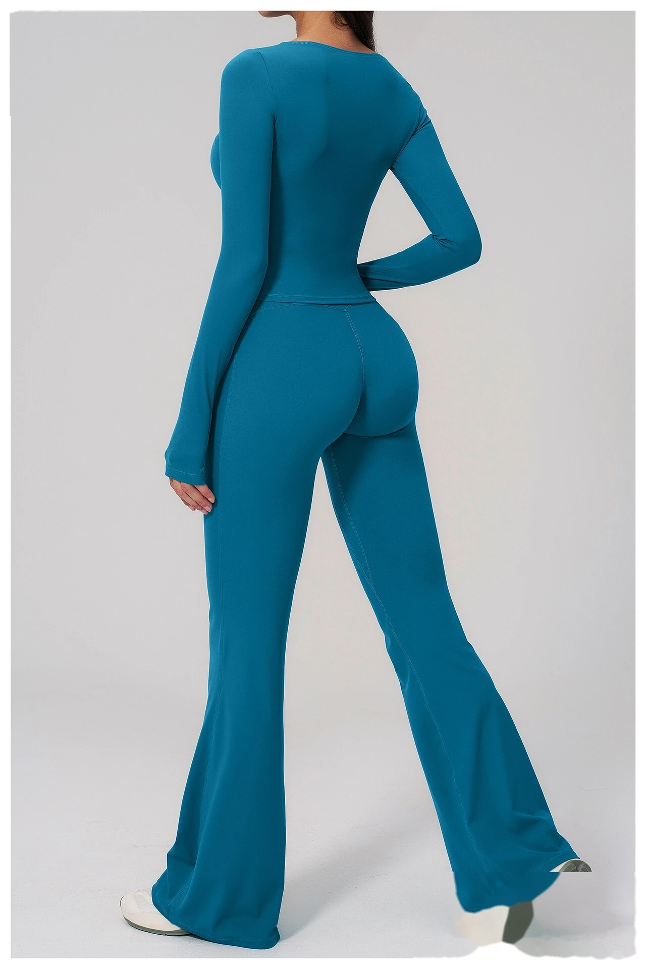 Women's Custom European Style Long Sleeve Sports Top High Waist Slim Hip Lifting Flared Pants Yoga Fitness Set detail