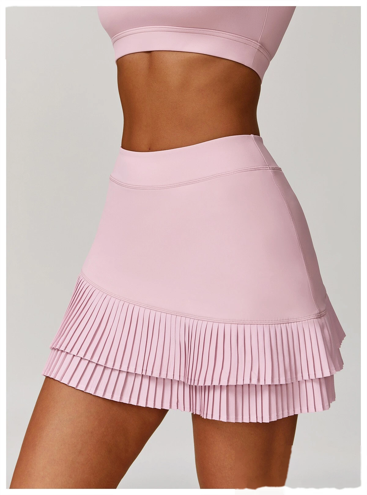 Customized sports skirt with high waist and pleated leggings pocket skirt to prevent exposure detail