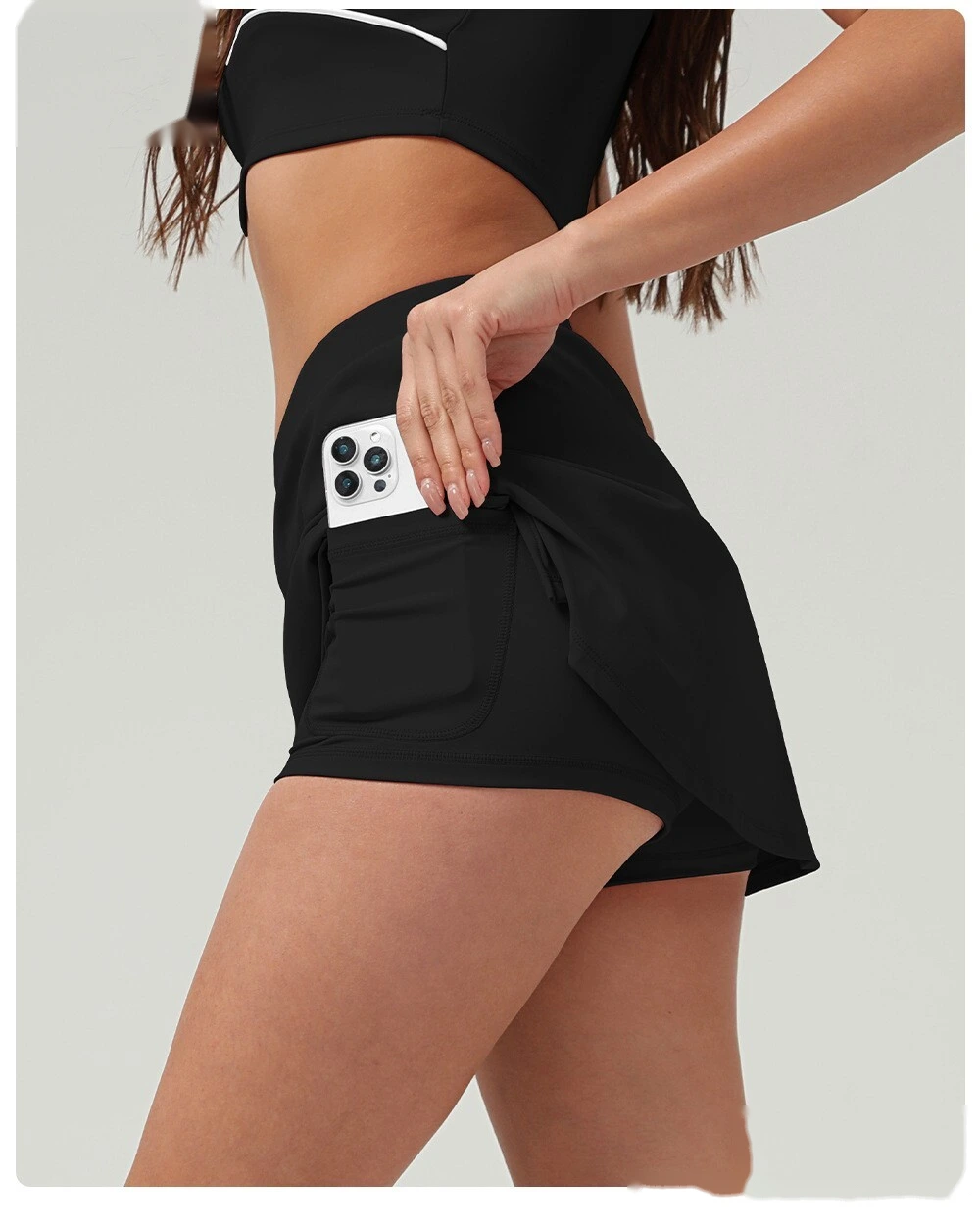 Customized running skirt with slim hips and crossed waist yoga skirt and tennis skirt. detail