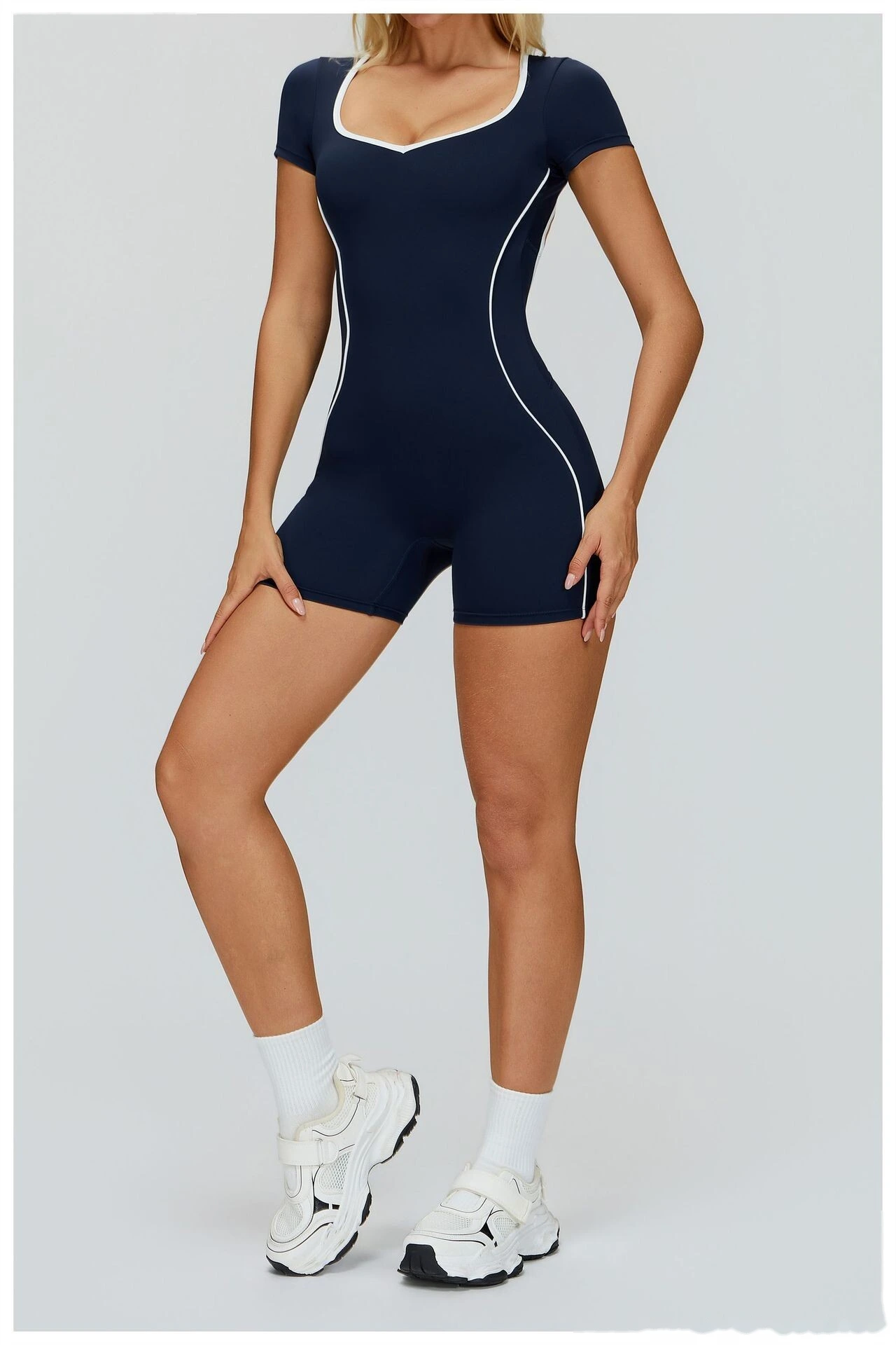 Custom Naked-Feel Yoga Jumpsuit - Women’s Color Block Openwork Cutout Back Tight Fitness Running Bodysuit detail