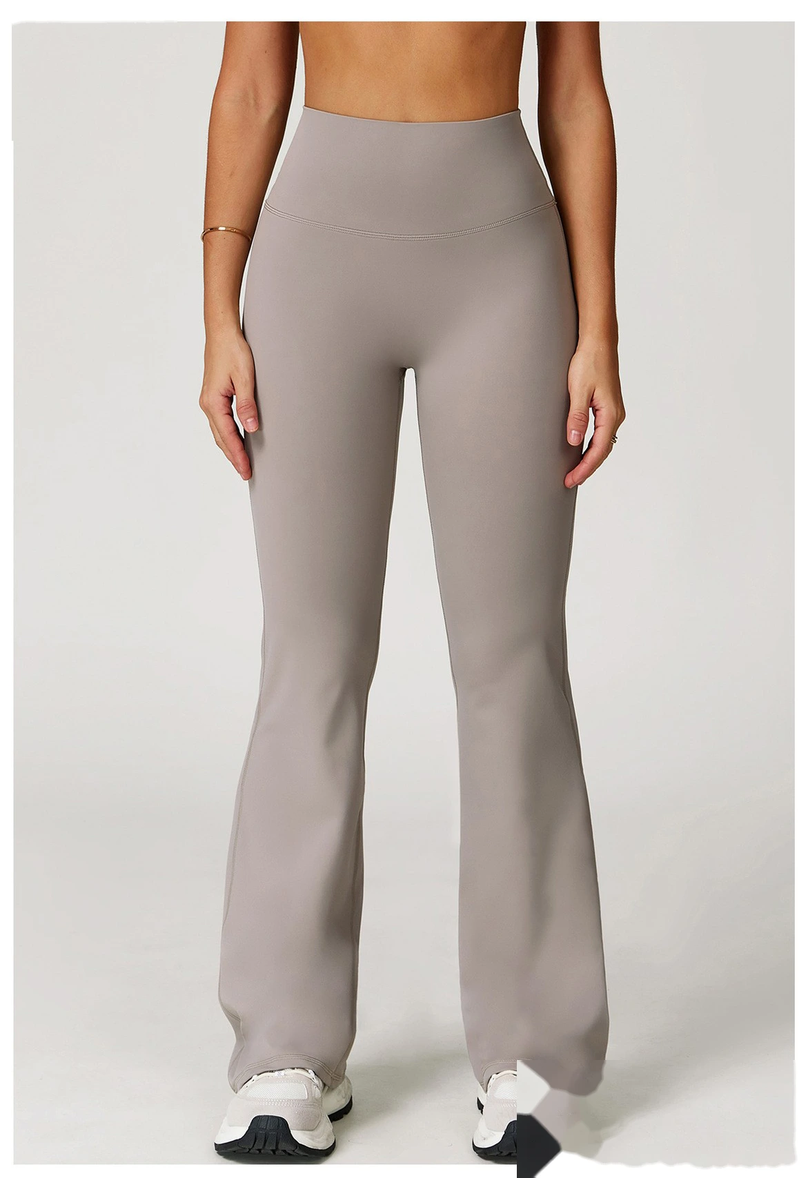 Soft and comfortable flared pants, wide legs and slim trousers, outdoor running and fitness pants detail