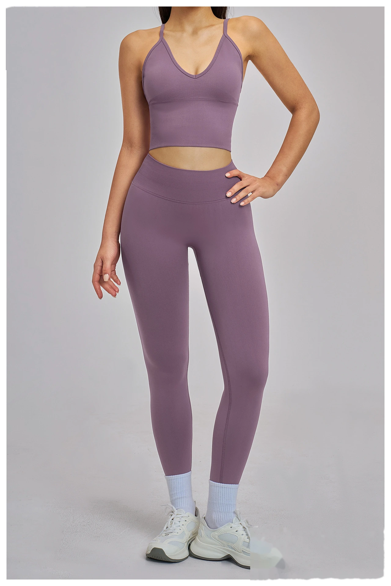 Custom Women’s Seamless 2 Piece Yoga Set Racerback Beauty Back Crop Top High Stretch Running Activewear detail