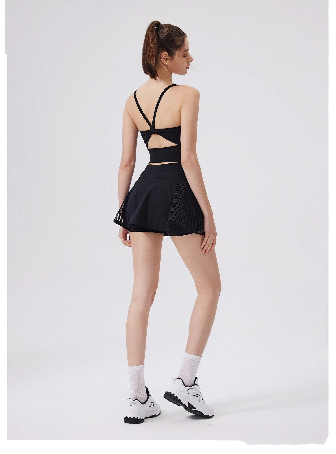 Custom mesh sports skirt nude yoga skirt comfortable anti-exposure skirt pants breathable hollow skirt detail