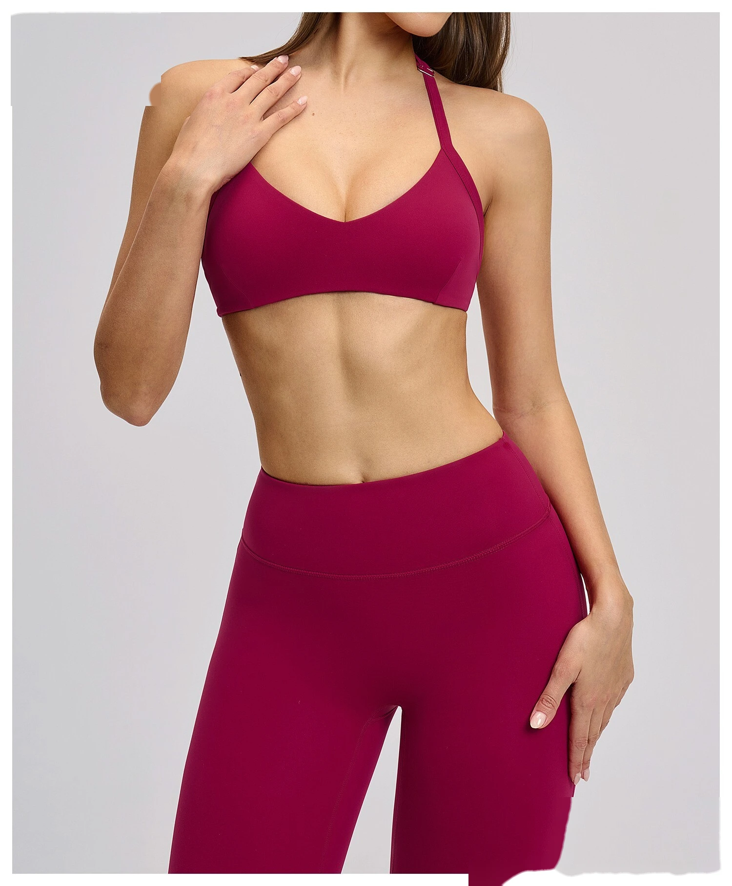 Custom Halter Neck Sports Bra Hollow Back Design Supportive Yoga Bra for Gym Workout Running detail