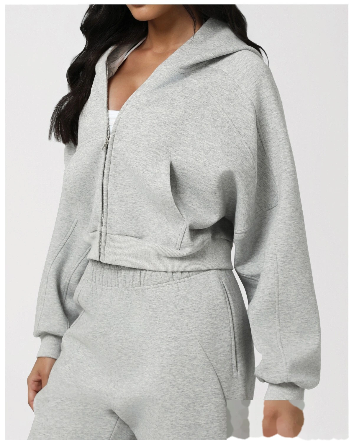 Custom hooded sporty casual sweatshirt, outdoor running fitness top, short-style yoga sweatshirt jacket detail