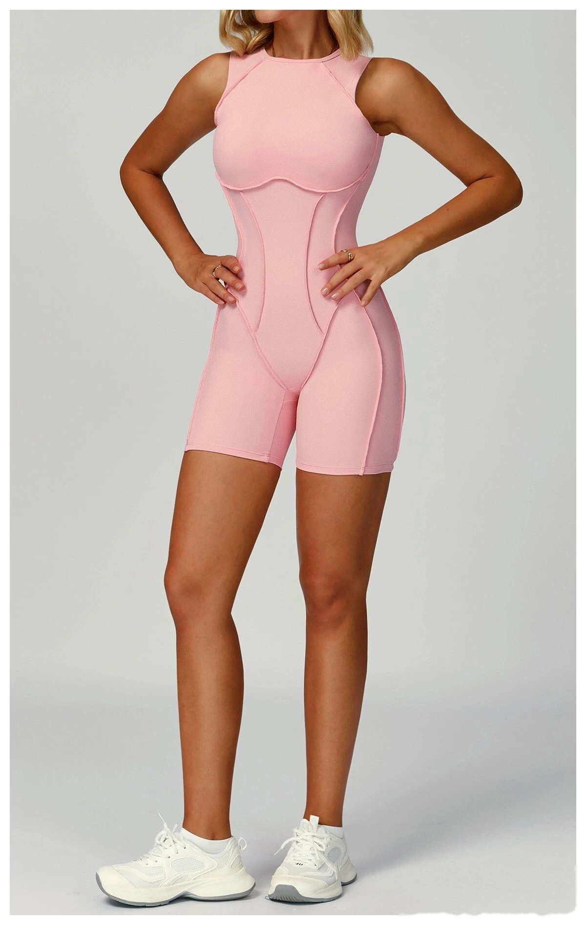 Customized one-piece yoga clothes with beautiful back fashion one-piece women's running fitness clothes detail