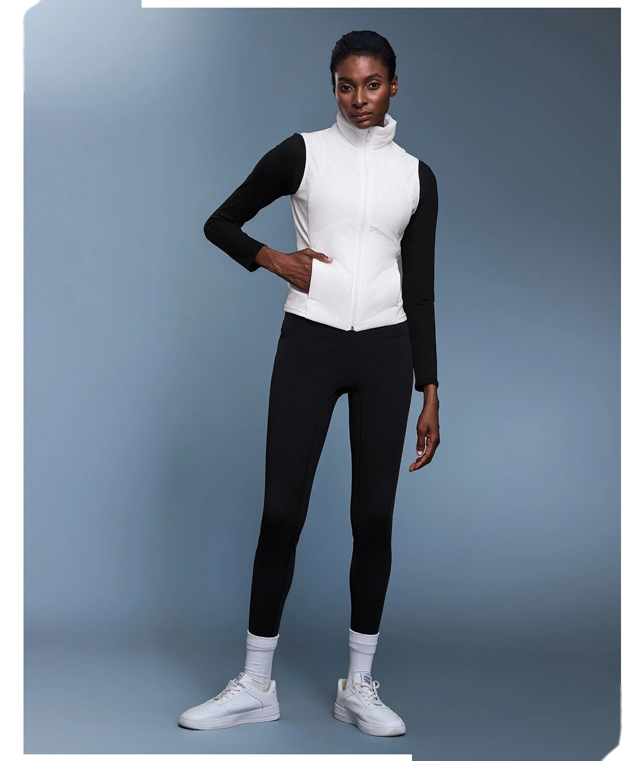 Custom autumn and winter stand collar windproof vest women's short lightweight cashmere warm cotton vest. detail