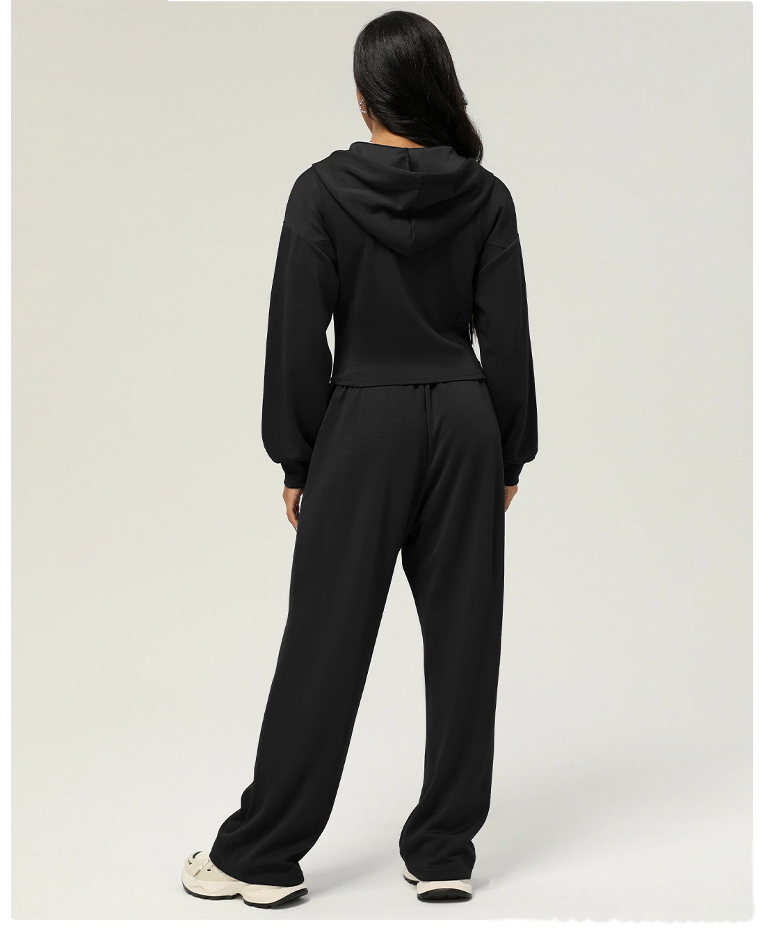 Custom sportswear autumn and winter two-piece loose sweater hooded coat outdoor running fitness suit detail