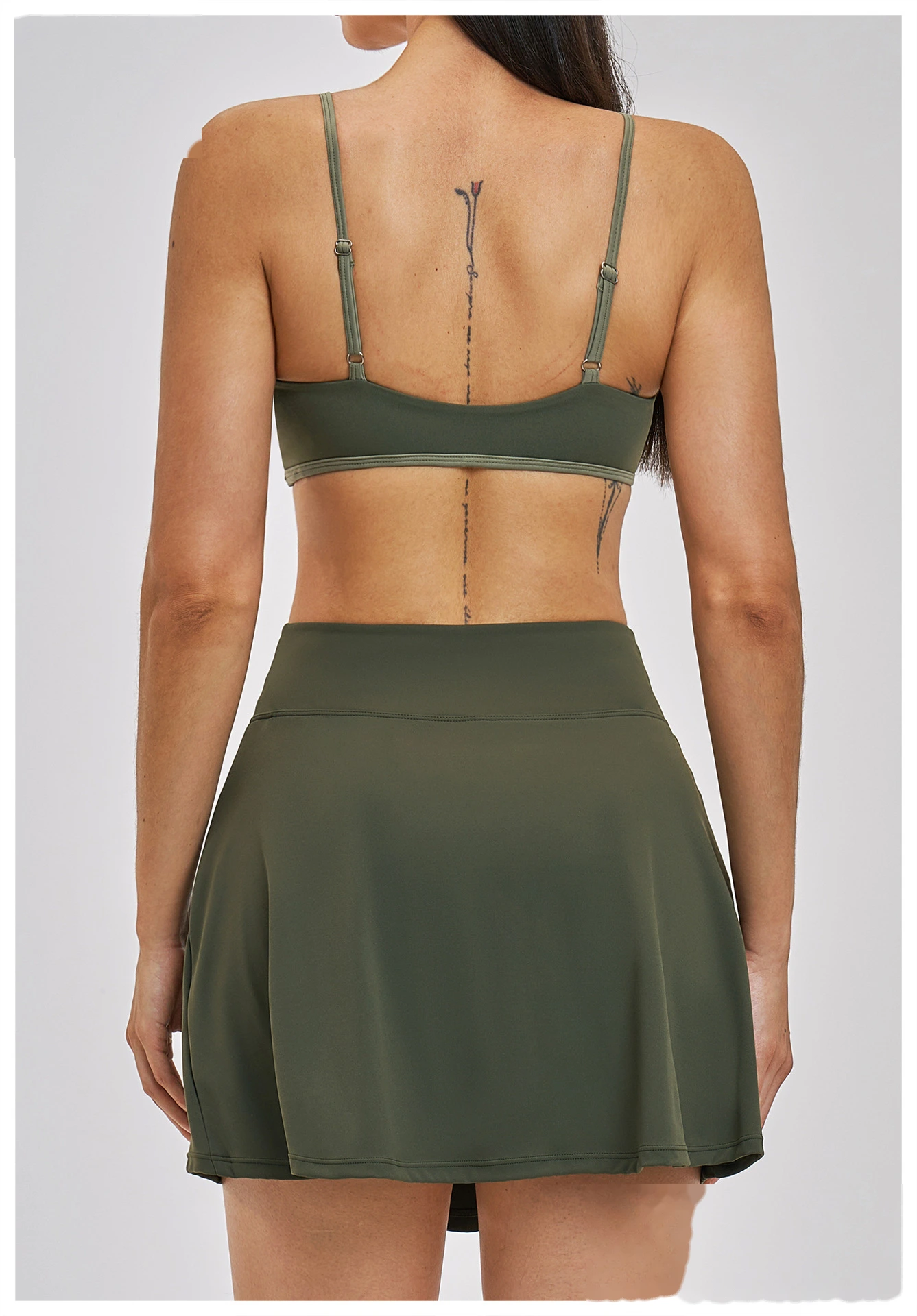 Custom Women’s Thin Shoulder Strap Beauty Back Sports Bra Fake Two Piece Tennis Skort Yoga Fitness Set detail